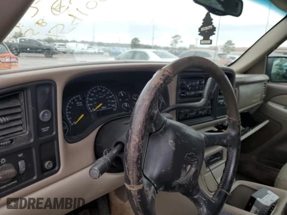 ✅ 2001 Chevrolet Suburban LS • VIN: 3GNEC16TX1G125967 • Лот: 43151265. Опубликован ранее на Copart с пробегом Не указан. Бесплатный доступ к архиву аукционных продаж из США и подробный отчёт об истории автомобиля на DreamBid. Изображение 9.