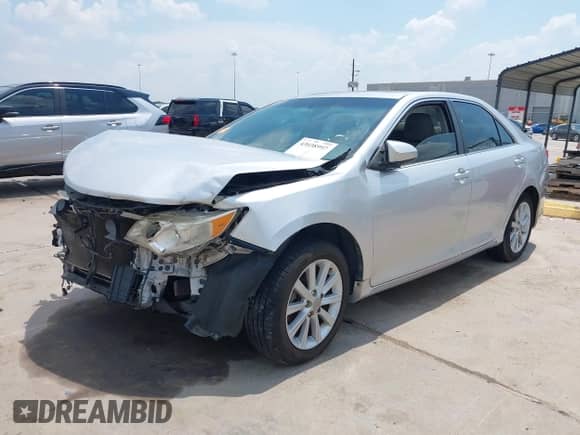 2013 Toyota Camry L с VIN 4T4BF1FK5DR285347, выставлен на аукционе IAAI как лот 43038997 с пробегом 142 872 миль миль и . История ставок и продаж доступна на DreamBid. Изображение 18.
