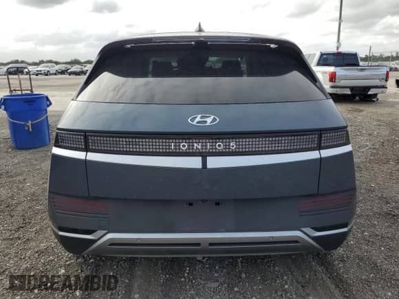 2022 Hyundai Ioniq 5 SEL z VIN KM8KN4AE9NU073679, wystawiony jako Copart lot #39843804 z przebiegiem 29 566 mil mil oraz . Historia ofert i sprzedaży dostępna na DreamBid. Obrazek 6.