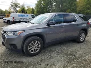✅ 2019 Chevrolet Traverse LS • VIN: 1GNERFKW3KJ205462 • Lot: 69303484. Wystawiony na Copart z przebiegiem 62 757 mil. Bezpłatny archiwum sprzedaży aukcyjnych z USA i szczegółowy raport historii pojazdu na DreamBid. Zdjęcie 1.
