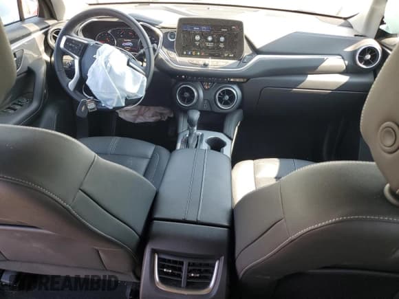 ✅ 2024 Chevrolet Blazer LT • VIN: 3GNKBJRS8RS239600 • Lot: 63277605. Listed on Copart with 17,063 mi. Free auction sales archive from the USA and detailed vehicle history report at DreamBid. Image 8.