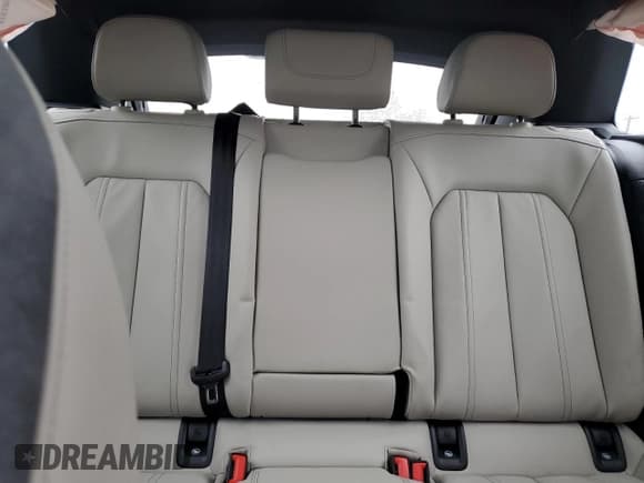 ✅ 2022 Audi Q4 e-tron Premium • VIN: WA1G2BFZ3NP049034 • Лот: 57943225. Опубликован ранее на Copart с пробегом 41 609 миль. Бесплатный доступ к архиву аукционных продаж из США и подробный отчёт об истории автомобиля на DreamBid. Изображение 10.