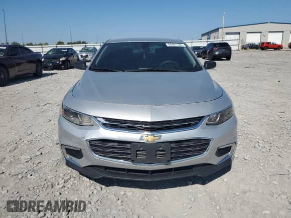 ✅ 2017 Chevrolet Malibu LS • VIN: 1G1ZB5ST5HF284782 • Лот: 84461765. Опубликован ранее на Copart с пробегом 153 545 миль. Бесплатный доступ к архиву аукционных продаж из США и подробный отчёт об истории автомобиля на DreamBid. Изображение 5.