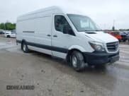 ✅ 2014 Mercedes-Benz Sprinter • VIN: WD3PE8DE1E5899704 • Lot: 42118254. Wystawiony na IAAI z przebiegiem 251 170 mil. Bezpłatny archiwum sprzedaży aukcyjnych z USA i szczegółowy raport historii pojazdu na DreamBid. Zdjęcie 1.