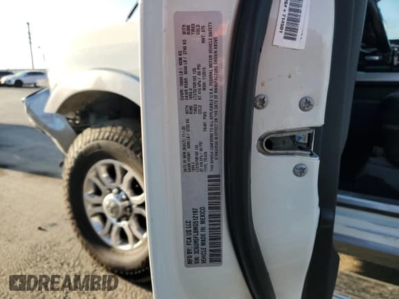 ✅ 2021 Ram 2500 Laramie • VIN: 3C6UR5FL8MG512197 • Лот: 90318875. Опубликован ранее на Copart с пробегом 85 988 миль. Бесплатный доступ к архиву аукционных продаж из США и подробный отчёт об истории автомобиля на DreamBid. Изображение 12.