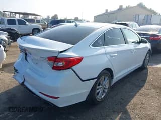 ✅ 2016 Hyundai Sonata 2.4L • VIN: 5NPE24AFXGH402261 • Лот: 43469405. Опубликован ранее на IAAI с пробегом 126 850 миль. Бесплатный доступ к архиву аукционных продаж из США и подробный отчёт об истории автомобиля на DreamBid. Изображение 4.