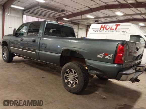✅ 2007 Chevrolet Silverado 2500HD LT1 • VIN: 1GCHK23UX7F113243 • Lot: 42880026. Listed on IAAI with Not provided. Free auction sales archive from the USA and detailed vehicle history report at DreamBid. Image 3.