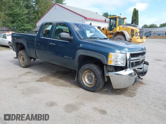 ✅ 2009 Chevrolet Silverado 2500HD Work Truck • VIN: 1GCHK49K09E163272 • Лот: 43074933. Опубликован ранее на IAAI с пробегом 96 927 миль. Бесплатный доступ к архиву аукционных продаж из США и подробный отчёт об истории автомобиля на DreamBid. Изображение 1.