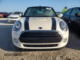 ✅ 2019 MINI Convertible Cooper • VIN: WMWWG5C53K3E22825 • Lot: 78622554. Listed on Copart with 34,925 mi. Free auction sales archive from the USA and detailed vehicle history report at DreamBid. Image 5.