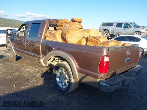 ✅ 2011 Ford F-250 Lariat • VIN: 1FT7W2BT9BEB08588 • Lot: 43739118. Listed on IAAI with 224,615 mi. Free auction sales archive from the USA and detailed vehicle history report at DreamBid. Image 3.