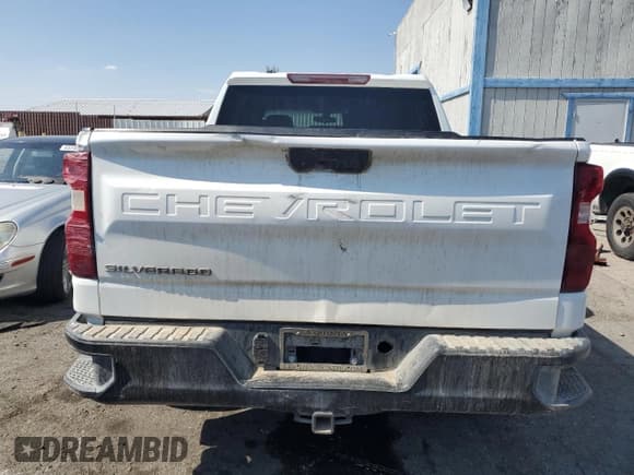 ✅ 2019 Chevrolet Silverado 1500 Work Truck • VIN: 1GCPWAEH9KZ297110 • Lot: 65069054. Wystawiony na Copart z przebiegiem 193 361 mil. Bezpłatny archiwum sprzedaży aukcyjnych z USA i szczegółowy raport historii pojazdu na DreamBid. Zdjęcie 6.