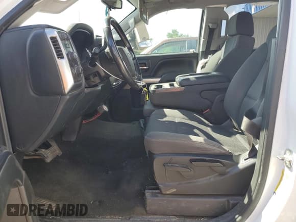 ✅ 2017 Chevrolet Silverado 2500HD LT • VIN: 1GC1KVEY4HF167447 • Lot: 70291305. Wystawiony na Copart z przebiegiem 171 752 mil. Bezpłatny archiwum sprzedaży aukcyjnych z USA i szczegółowy raport historii pojazdu na DreamBid. Zdjęcie 7.