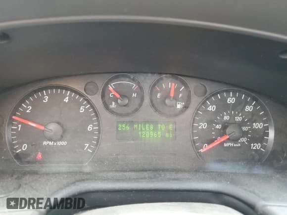 ✅ 2007 Ford Taurus SE • VIN: 1FAFP53U57A154411 • Lot: 85720085. Listed on Copart with 120,965 mi. Free auction sales archive from the USA and detailed vehicle history report at DreamBid. Image 9.