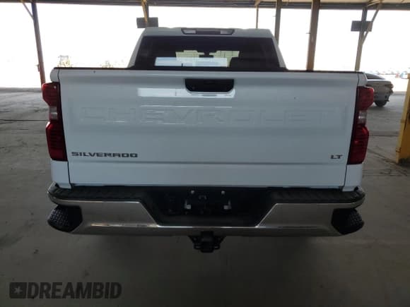 ✅ 2019 Chevrolet Silverado 1500 LT • VIN: 3GCPWCEK4KG118866 • Lot: 68912755. Wystawiony na Copart z przebiegiem 147 799 mil. Bezpłatny archiwum sprzedaży aukcyjnych z USA i szczegółowy raport historii pojazdu na DreamBid. Zdjęcie 6.