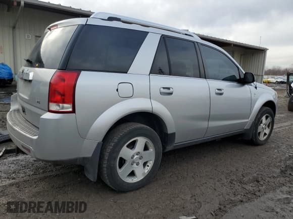 ✅ 2006 Saturn VUE • VIN: 5GZCZ53436S883201 • Lot: 47025605. Wystawiony na Copart z przebiegiem 210 530 mil. Bezpłatny archiwum sprzedaży aukcyjnych z USA i szczegółowy raport historii pojazdu na DreamBid. Zdjęcie 3.
