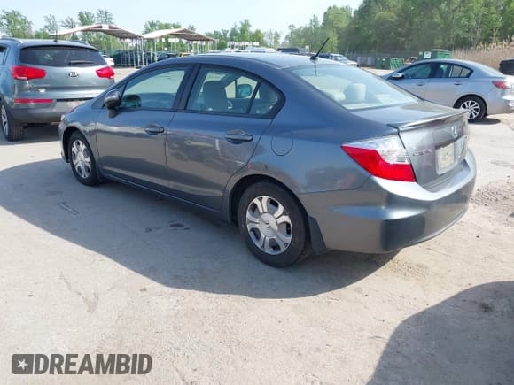✅ 2012 Honda Civic • VIN: JHMFB4F20CS007090 • Lot: 42157520. Listed on IAAI with 286,751 mi. Free auction sales archive from the USA and detailed vehicle history report at DreamBid. Image 3.