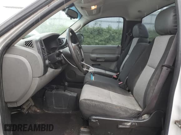 ✅ 2009 Chevrolet Silverado 1500 Work Truck • VIN: 1GCEK14C19Z201795 • Lot: 71593505. Listed on Copart with 206,067 mi. Free auction sales archive from the USA and detailed vehicle history report at DreamBid. Image 7.