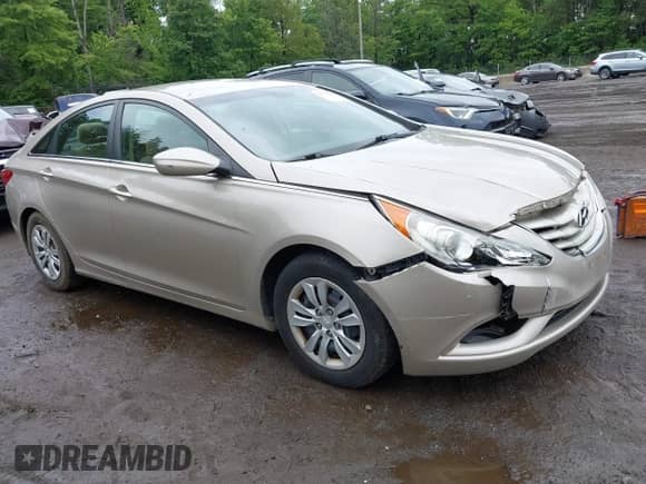 2011 Hyundai Sonata GLS z VIN 5NPEB4AC3BH158368, wystawiony jako IAAI lot #42354939 z przebiegiem 120 918 mil mil oraz . Historia ofert i sprzedaży dostępna na DreamBid. Obrazek 1.