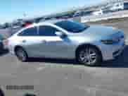 2016 Chevrolet Malibu LT z VIN 1G1ZE5ST0GF292956, wystawiony jako IAAI lot #43545640 z przebiegiem 156 966 mil mil oraz . Historia ofert i sprzedaży dostępna na DreamBid. Obrazek 13.