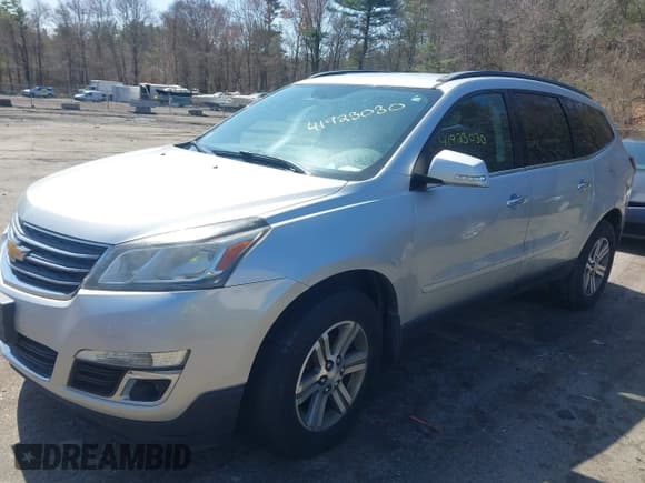 ✅ 2015 Chevrolet Traverse LT • VIN: 1GNKVHKD2FJ121552 • Lot: 41923030. Wystawiony na IAAI z przebiegiem 205 446 mil. Bezpłatny archiwum sprzedaży aukcyjnych z USA i szczegółowy raport historii pojazdu na DreamBid. Zdjęcie 17.