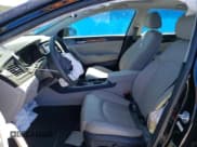 ✅ 2018 Hyundai Sonata Limited • VIN: 5NPE34AF6JH628849 • Lot: 50848953. Listed on Copart with 38,133 mi. Free auction sales archive from the USA and detailed vehicle history report at DreamBid. Image 7.