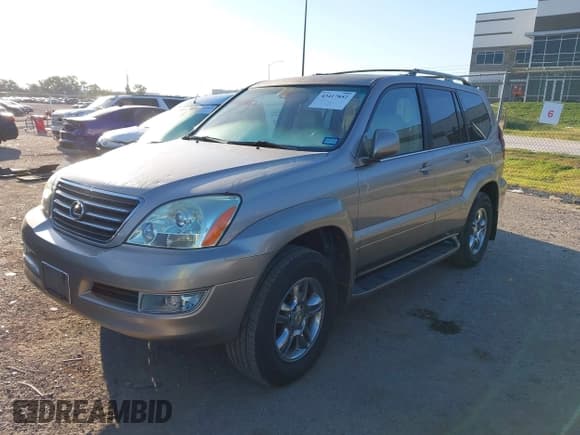 ✅ 2004 Lexus GX 470 • VIN: JTJBT20X340041301 • Lot: 43417852. Wystawiony na IAAI z przebiegiem 126 968 mil. Bezpłatny archiwum sprzedaży aukcyjnych z USA i szczegółowy raport historii pojazdu na DreamBid. Zdjęcie 2.