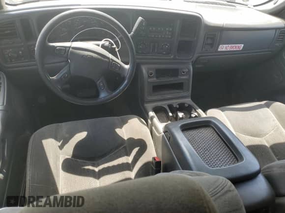 2004 Chevrolet Silverado 3500 LT с VIN 1GCJC33264F266443, выставлен на аукционе Copart как лот 60570925 с пробегом Не указан миль и Чистый • Clean title. История ставок и продаж доступна на DreamBid. Изображение 8.