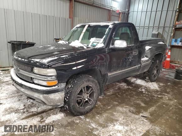 2001 Chevrolet Silverado 1500 с VIN 1GCEK14VX1Z243744, выставлен на аукционе Copart как лот 41925455 с пробегом 292 289 миль миль и Списание • Salvage title. История ставок и продаж доступна на DreamBid. Изображение 1.