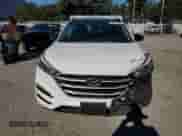 2017 Hyundai Tucson Night Edition с VIN KM8J3CA27HU515719, выставлен на аукционе Copart как лот 68161885 с пробегом 85 796 миль миль и Списание • Salvage title. История ставок и продаж доступна на DreamBid. Изображение 5.