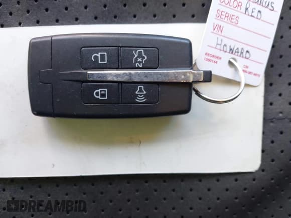 ✅ 2011 Ford Taurus SHO • VIN: 1FAHP2KTXBG100897 • Lot: 43458045. Wystawiony na IAAI z przebiegiem 109 468 mil. Bezpłatny archiwum sprzedaży aukcyjnych z USA i szczegółowy raport historii pojazdu na DreamBid. Zdjęcie 11.