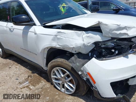 ✅ 2023 Jeep Grand Cherokee Altitude • VIN: 1C4RJKAG4P8895077 • Lot: 42212118. Listed on IAAI with 49,388 mi. Free auction sales archive from the USA and detailed vehicle history report at DreamBid. Image 6.