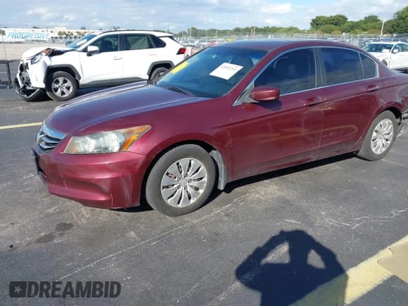 ✅ 2012 Honda Accord EX-L • VIN: 1HGCP2F81CA121721 • Lot: 43592252. Listed on IAAI with 133,205 mi. Free auction sales archive from the USA and detailed vehicle history report at DreamBid. Image 18.
