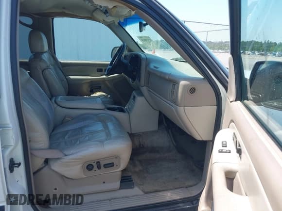 ✅ 2001 Chevrolet Tahoe LS • VIN: 1GNEK13T11J106536 • Лот: 42070815. Опубликован ранее на IAAI с пробегом 364 087 миль. Бесплатный доступ к архиву аукционных продаж из США и подробный отчёт об истории автомобиля на DreamBid. Изображение 5.