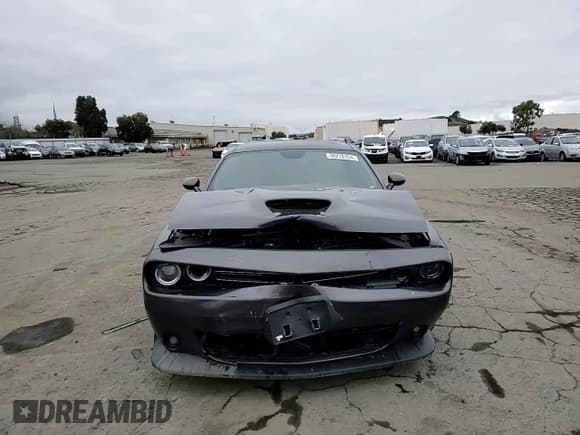 ✅ 2019 Dodge Challenger R/T • VIN: 2C3CDZBT9KH724365 • Lot: 38270764. Wystawiony na Copart z przebiegiem 50 634 mil. Bezpłatny archiwum sprzedaży aukcyjnych z USA i szczegółowy raport historii pojazdu na DreamBid. Zdjęcie 11.