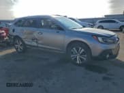 ✅ 2018 Subaru Outback Limited • VIN: 4S4BSENC4J3344168 • Лот: 93935725. Опубликован ранее на Copart с пробегом 70 395 миль. Бесплатный доступ к архиву аукционных продаж из США и подробный отчёт об истории автомобиля на DreamBid. Изображение 4.