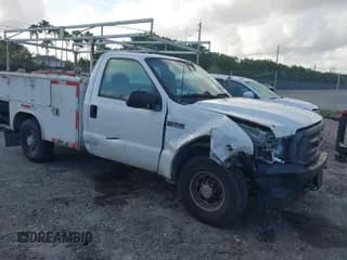✅ 2002 Ford F-350 • VIN: 1FDSF30L52ED64628 • Lot: 41940130. Wystawiony na IAAI z przebiegiem 237 792 mil. Bezpłatny archiwum sprzedaży aukcyjnych z USA i szczegółowy raport historii pojazdu na DreamBid. Zdjęcie 1.