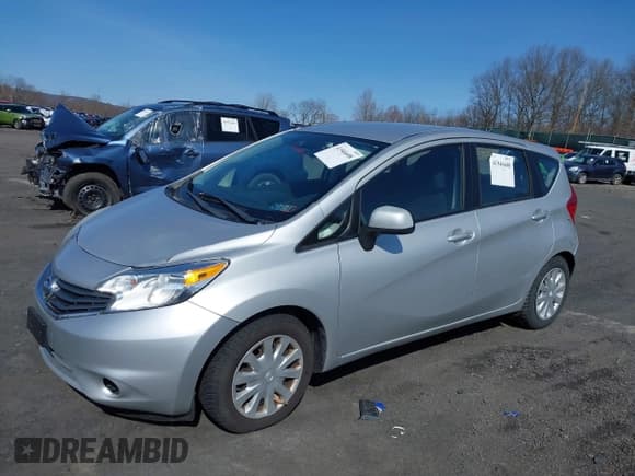 ✅ 2014 Nissan Note S Plus • VIN: 3N1CE2CP6EL403920 • Lot: 41946608. Wystawiony na IAAI z przebiegiem 96 878 mil. Bezpłatny archiwum sprzedaży aukcyjnych z USA i szczegółowy raport historii pojazdu na DreamBid. Zdjęcie 2.