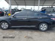 ✅ 2014 Hyundai Sonata Limited • VIN: KMHEC4A43EA114917 • Lot: 42422067. Wystawiony na IAAI z przebiegiem 99 423 mil. Bezpłatny archiwum sprzedaży aukcyjnych z USA i szczegółowy raport historii pojazdu na DreamBid. Zdjęcie 15.