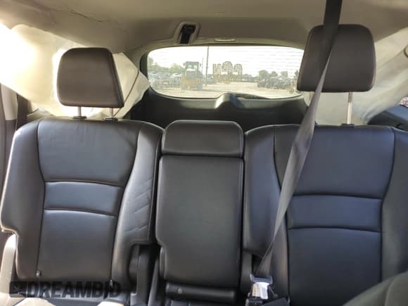 ✅ 2016 Honda Pilot EX-L • VIN: 5FNYF6H82GB034628 • Lot: 80095855. Listed on Copart with 165,831 mi. Free auction sales archive from the USA and detailed vehicle history report at DreamBid. Image 10.