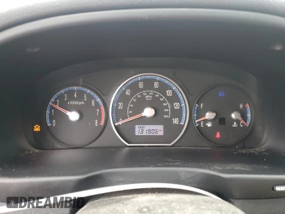 ✅ 2009 Hyundai Santa Fe GLS • VIN: 5NMSG13D89H319460 • Lot: 81617034. Listed on Copart with 131,906 mi. Free auction sales archive from the USA and detailed vehicle history report at DreamBid. Image 9.