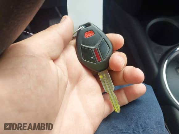 2015 Mitsubishi Outlander ES с VIN 4A4AP3AU7FE061451, выставлен на аукционе IAAI как лот 43218639 с пробегом 105 688 миль миль и . История ставок и продаж доступна на DreamBid. Изображение 11.