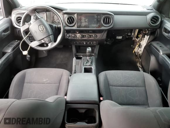 ✅ 2018 Toyota Tacoma TRD Sport • VIN: 3TMCZ5AN3JM174668 • Lot: 87486544. Listed on Copart with 217,834 mi. Free auction sales archive from the USA and detailed vehicle history report at DreamBid. Image 8.