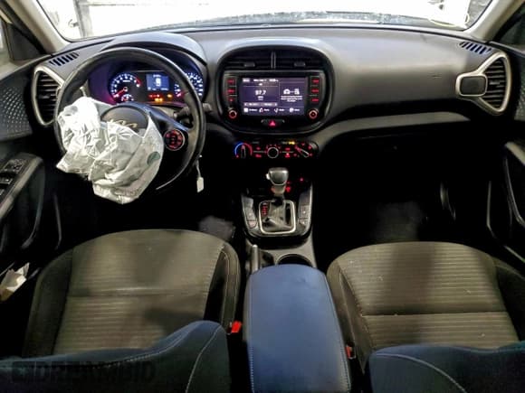 ✅ 2022 Kia Soul EX • VIN: KNDJ33AU6N7177990 • Лот: 95074235. Опубликован ранее на Copart с пробегом 47 918 миль. Бесплатный доступ к архиву аукционных продаж из США и подробный отчёт об истории автомобиля на DreamBid. Изображение 8.