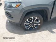 ✅ 2023 Jeep Compass Limited • VIN: 3C4NJDCN4PT523228 • Lot: 42555447. Wystawiony na IAAI z przebiegiem 57 684 mil. Bezpłatny archiwum sprzedaży aukcyjnych z USA i szczegółowy raport historii pojazdu na DreamBid. Zdjęcie 6.