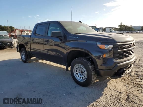 ✅ 2022 Chevrolet Silverado 1500 Work Truck • VIN: 1GCPAAEK6NZ529421 • Lot: 78933114. Wystawiony na Copart z przebiegiem 48 982 mil. Bezpłatny archiwum sprzedaży aukcyjnych z USA i szczegółowy raport historii pojazdu na DreamBid. Zdjęcie 4.