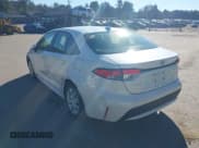 ✅ 2020 Toyota Corolla LE • VIN: JTDEPRAE9LJ057926 • Лот: 42050220. Опубликован ранее на IAAI с пробегом 41 633 миль. Бесплатный доступ к архиву аукционных продаж из США и подробный отчёт об истории автомобиля на DreamBid. Изображение 3.