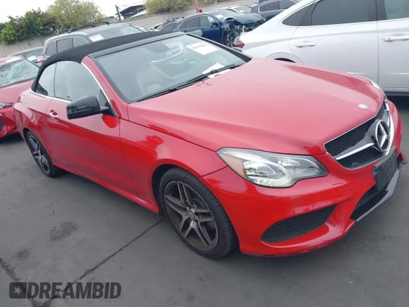 ✅ 2016 Mercedes-Benz E 400 • VIN: WDDKK6FF1GF330552 • Лот: 42994664. Опубликован ранее на IAAI с пробегом 88 840 миль. Бесплатный доступ к архиву аукционных продаж из США и подробный отчёт об истории автомобиля на DreamBid. Изображение 1.