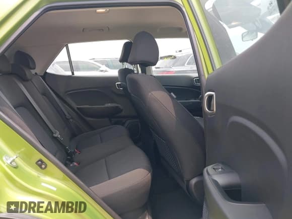 ✅ 2024 Hyundai Venue SE • VIN: KMHRB8A35RU301258 • Lot: 42313042. Listed on IAAI with 24,669 mi. Free auction sales archive from the USA and detailed vehicle history report at DreamBid. Image 8.