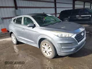 ✅ 2019 Hyundai Tucson SE • VIN: KM8J23A45KU910414 • Lot: 43338449. Wystawiony na IAAI z przebiegiem 141 386 mil mil. Skorzystaj z bezpłatnego archiwum sprzedaży aukcyjnych z USA i zobacz szczegółowy raport historii pojazdu na DreamBid. Zdjęcie 1.