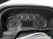 2021 Chevrolet Silverado 1500 LT z VIN 1GCPYDEK1MZ178381, wystawiony jako Copart lot #82289274 z przebiegiem Nie podano mil oraz Szkoda całkowita • Salvage title. Historia ofert i sprzedaży dostępna na DreamBid. Obrazek 9.